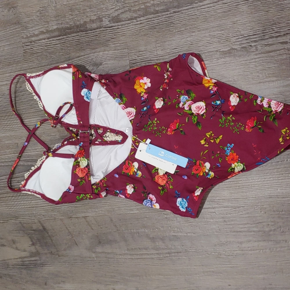 Cupshe One Piece Swimsuit Size Small - Picture 4 of 7